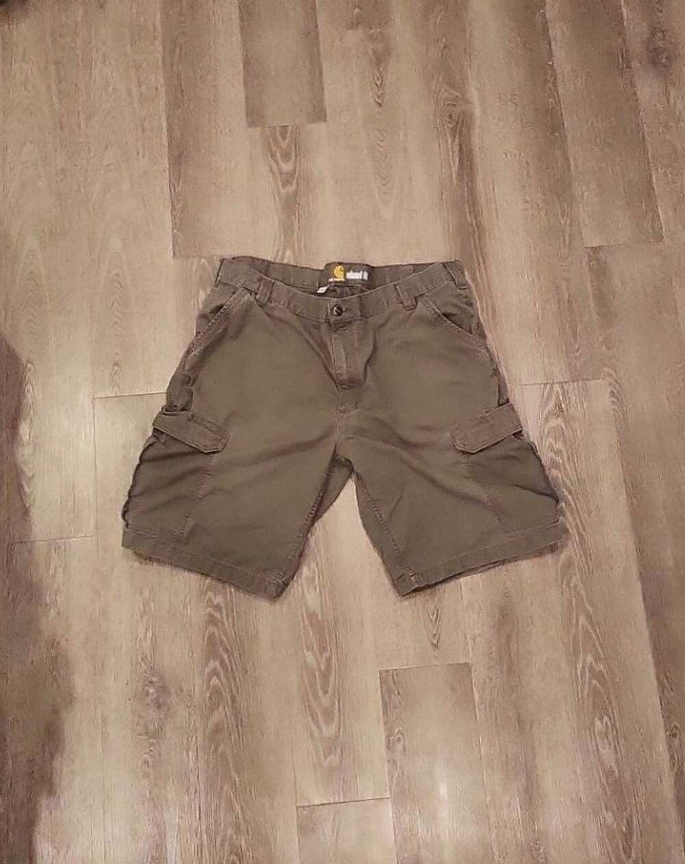 Carhartt Relaxed Fit Cargo Shorts Green Size 42